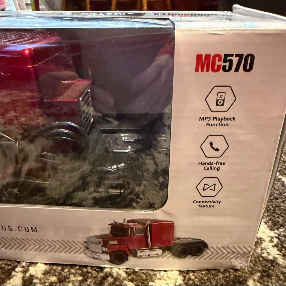 New Red or Black Max Power Big Rig Portable Semi Speaker. Red below does so much